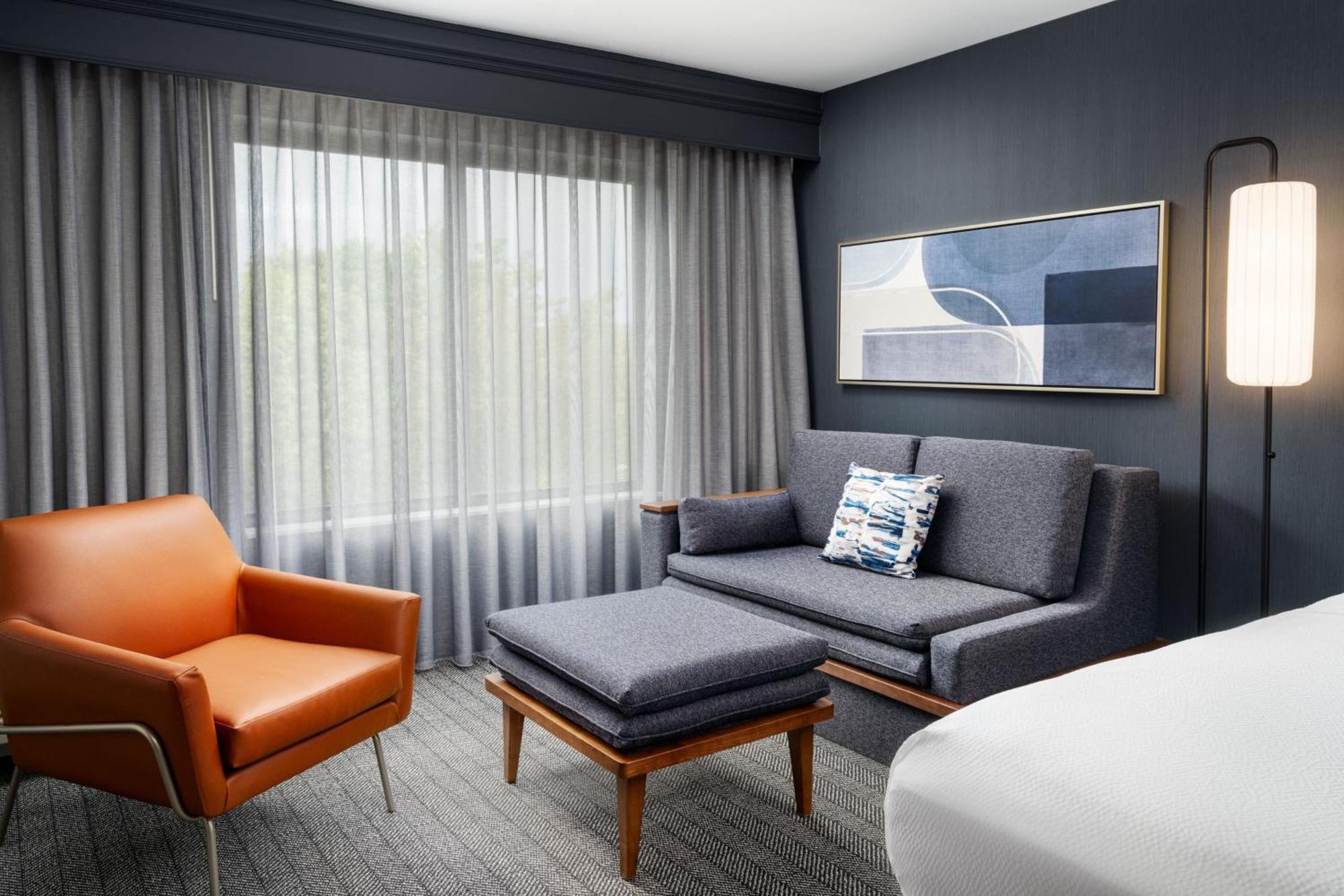 Hotel Courtyard By Marriott Kingston Esterno foto