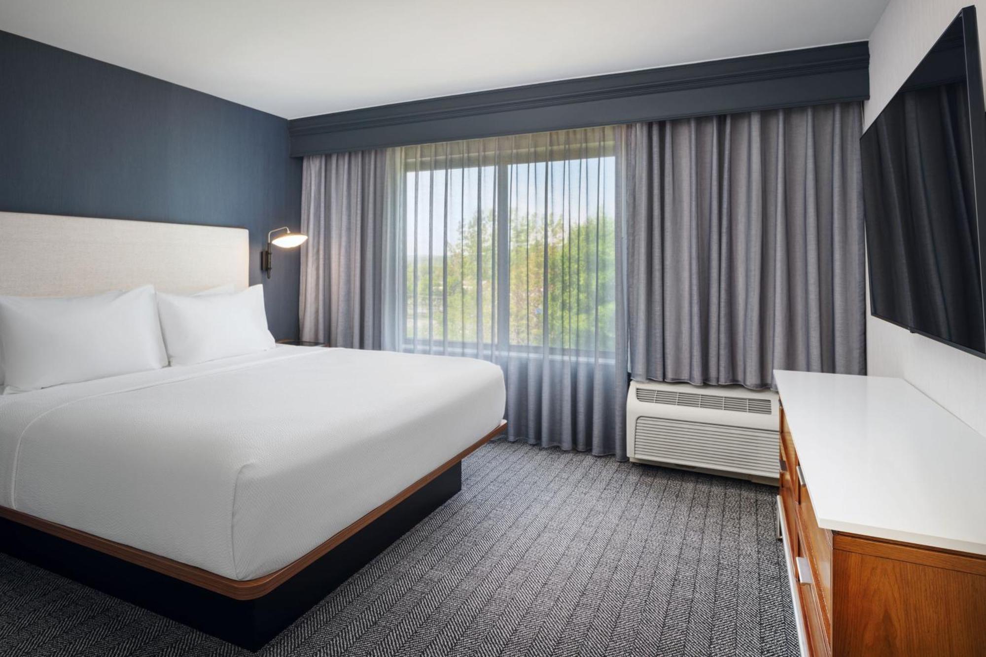 Hotel Courtyard By Marriott Kingston Esterno foto