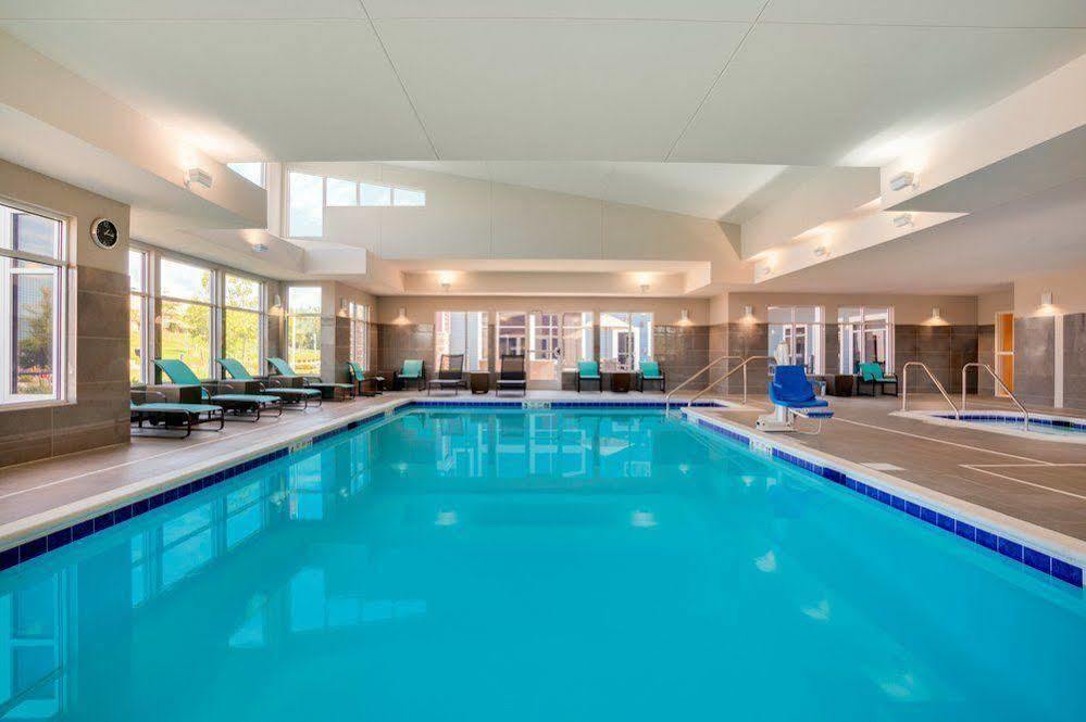 Hotel Courtyard By Marriott Kingston Esterno foto